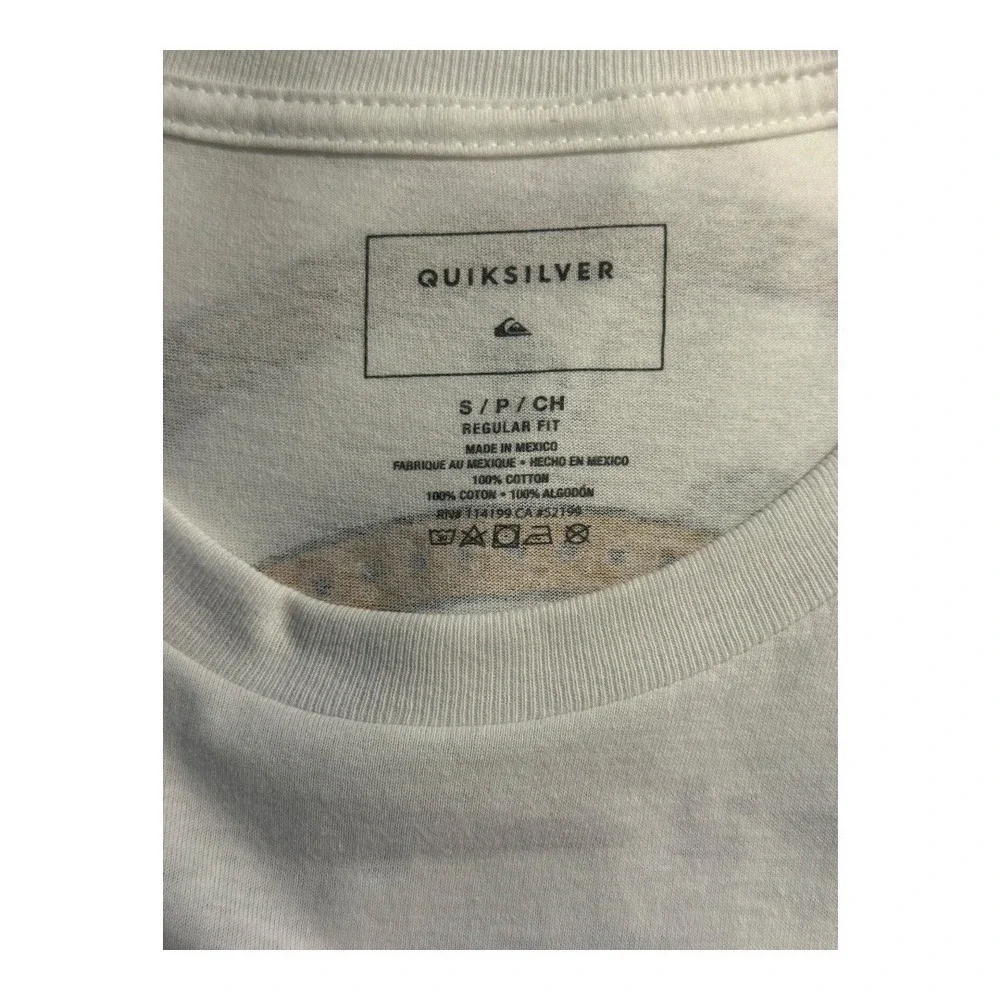 Quiksilver Surf Company Graphic T-Shirt White Bull Skull Cactus Mens Size‎ Small